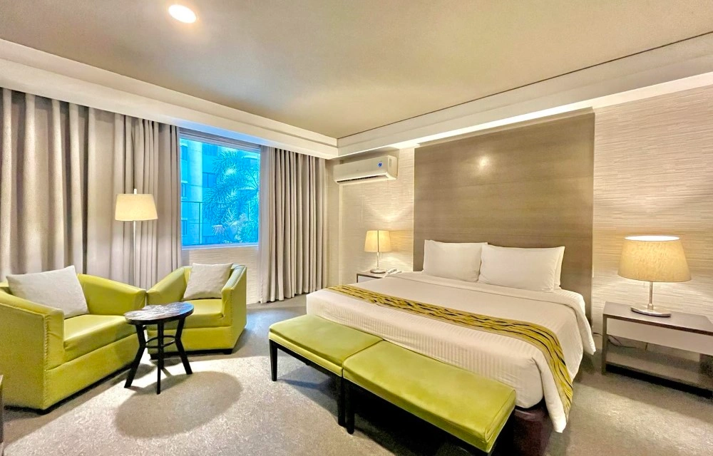 Deluxe King Room Deluxe King Room